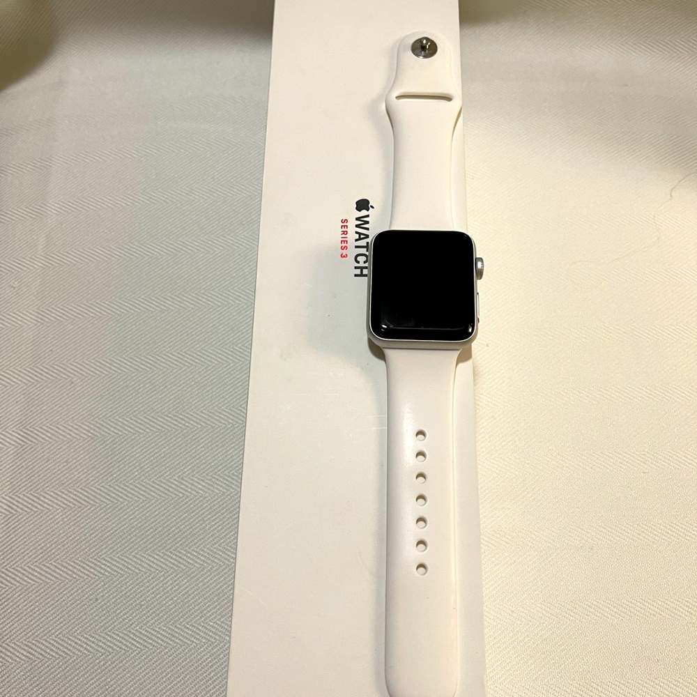 Apple Watch Series 3, Carefully used. GPS&Wifi